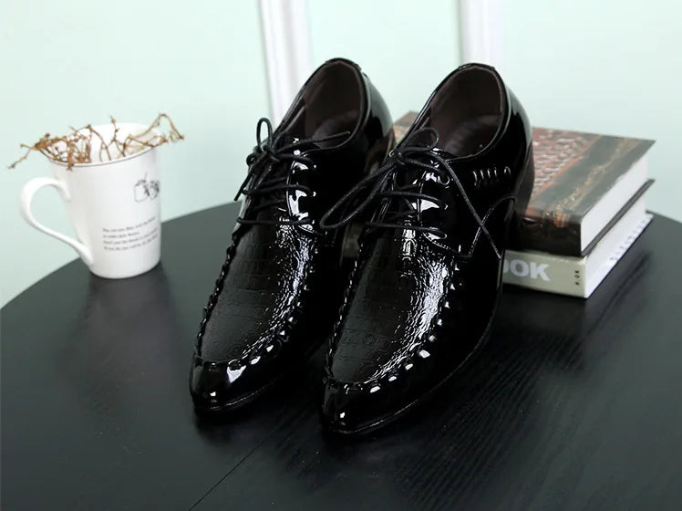 Smart Leather Lace-Up Shoes